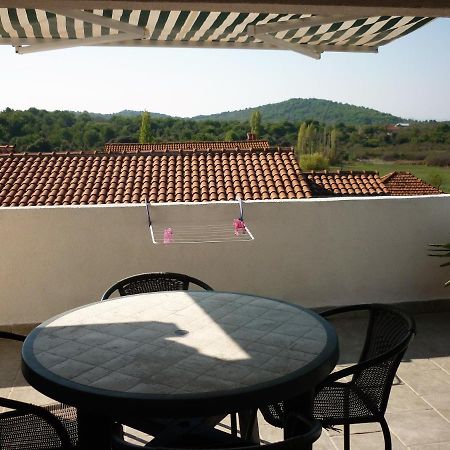 Apartmani Andrija Jezera Luaran gambar